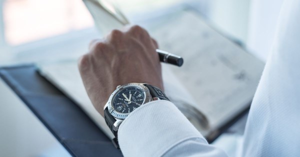 Ciri Ciri Jam Tangan Patek Philippe Asli yang Sulit Ditiru